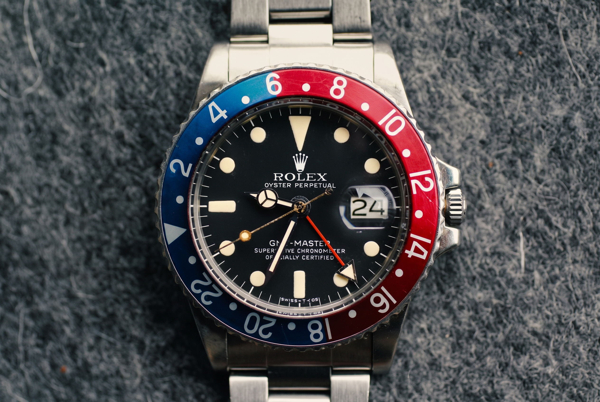 bezel